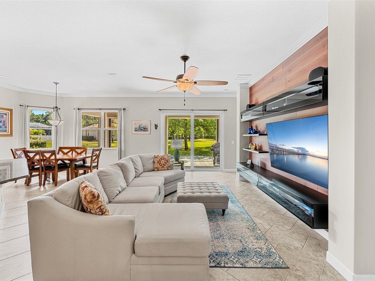 366 Gardendale Cir. SE