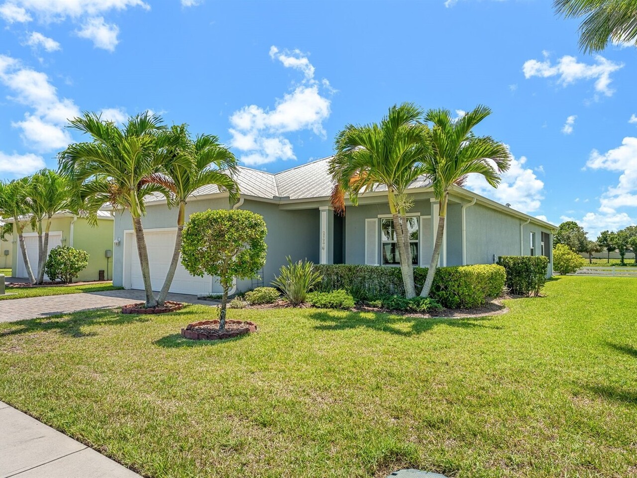 3720 Alamanda Key Drive