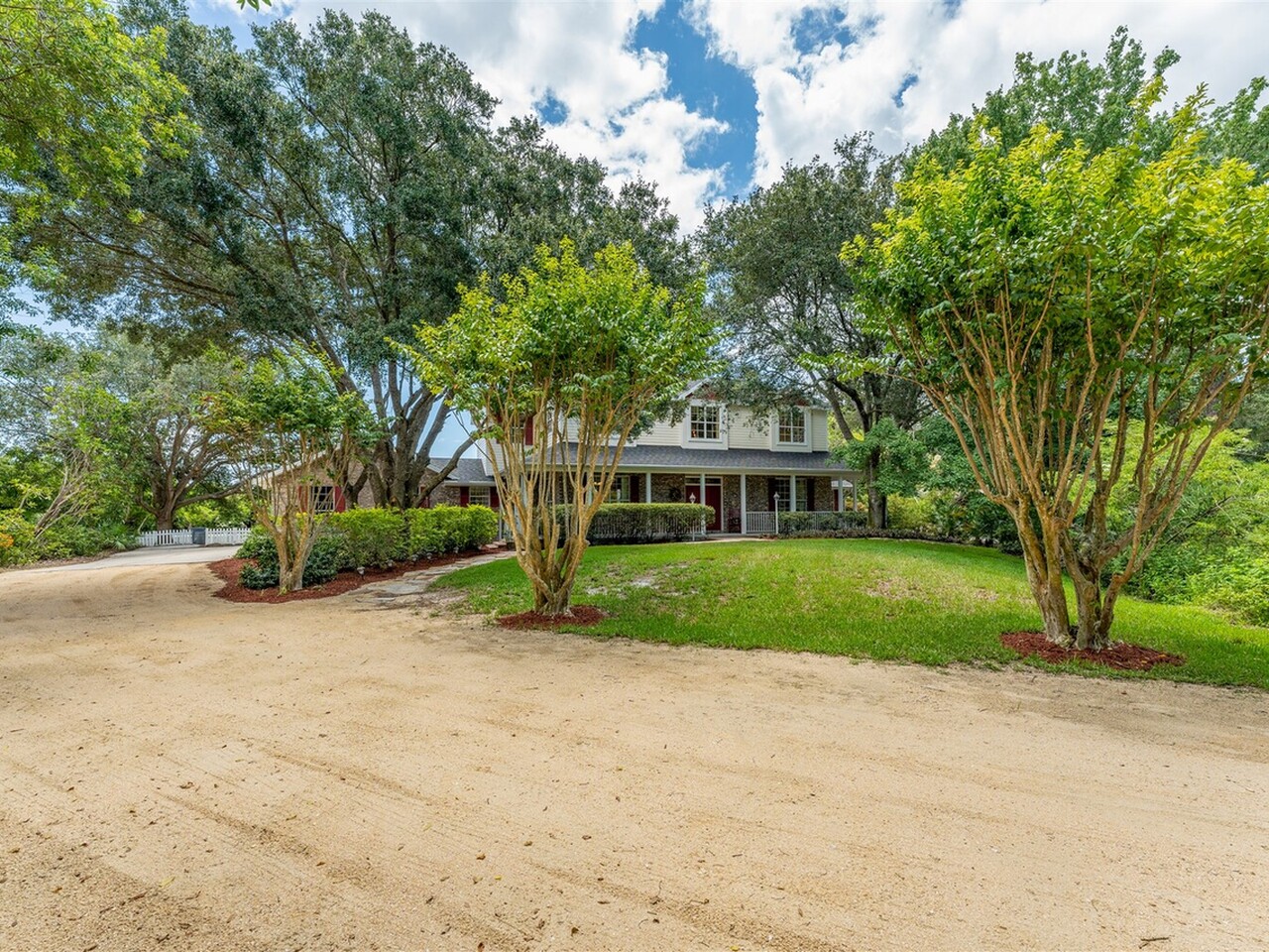 4161 Mockingbird Drive