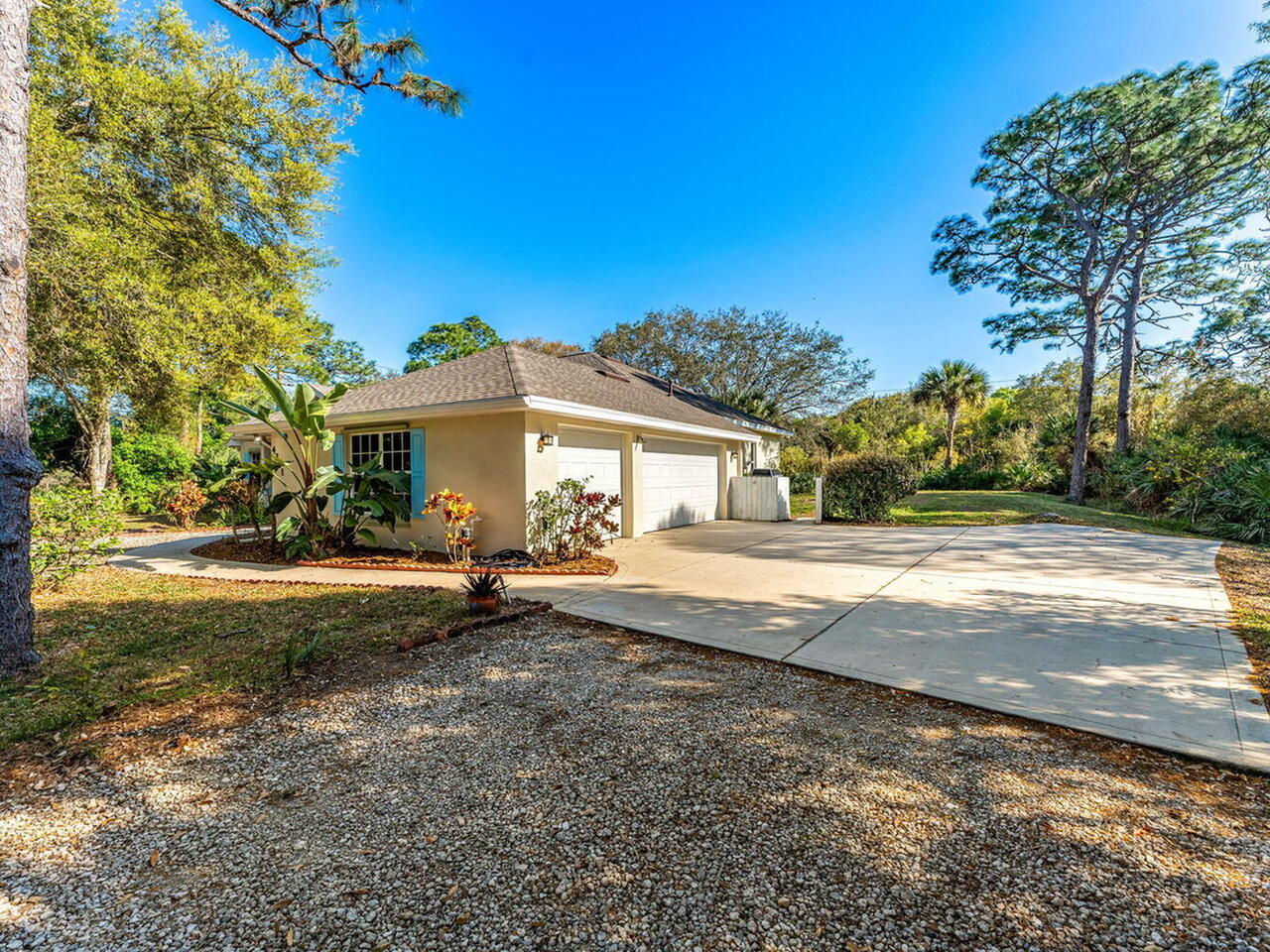 4301 Ligustrum Dr.