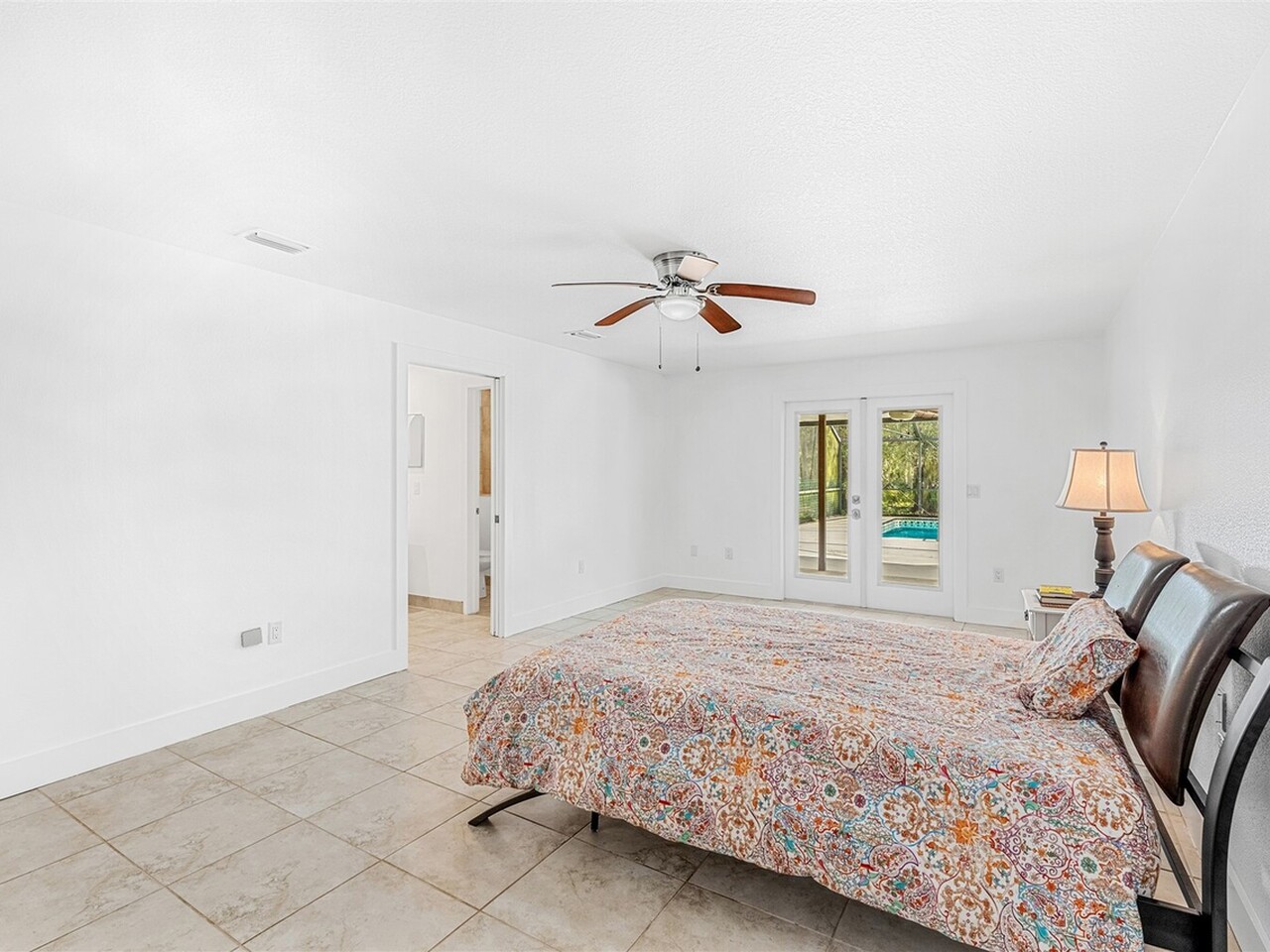 4405 Country Road