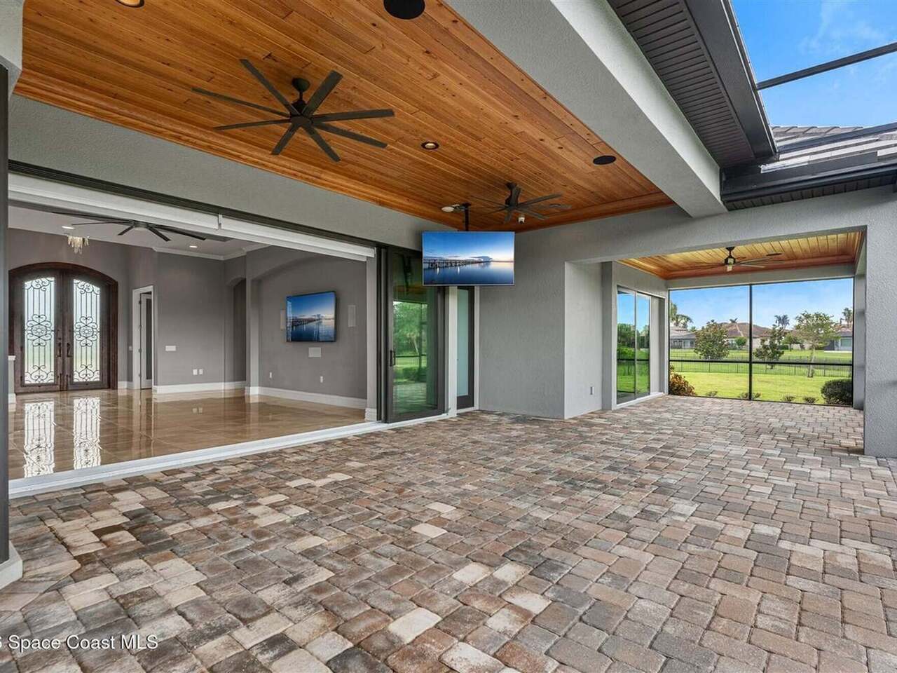 4696 Tea Tree Court