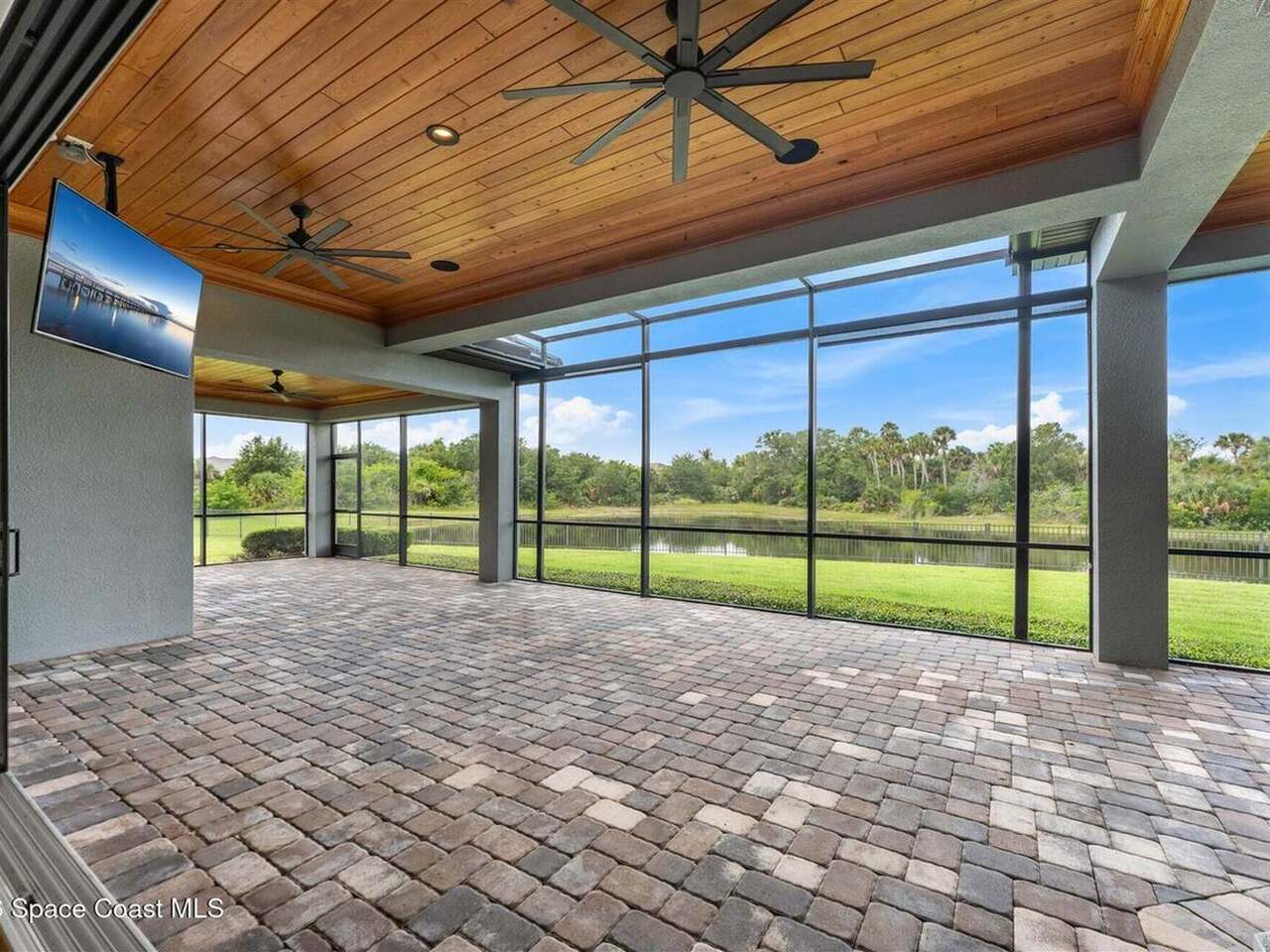 4696 Tea Tree Court