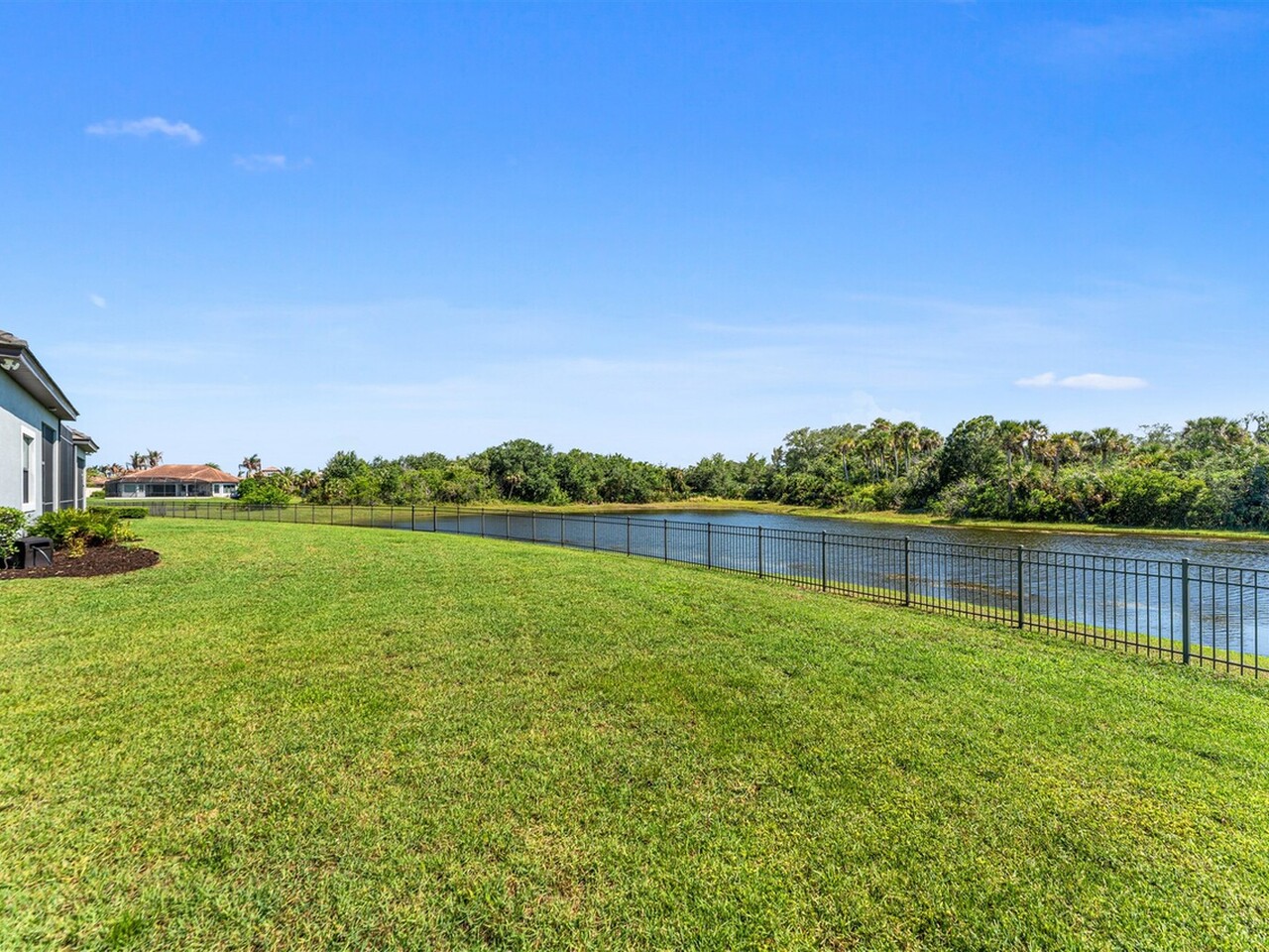 4696 Tea Tree Court