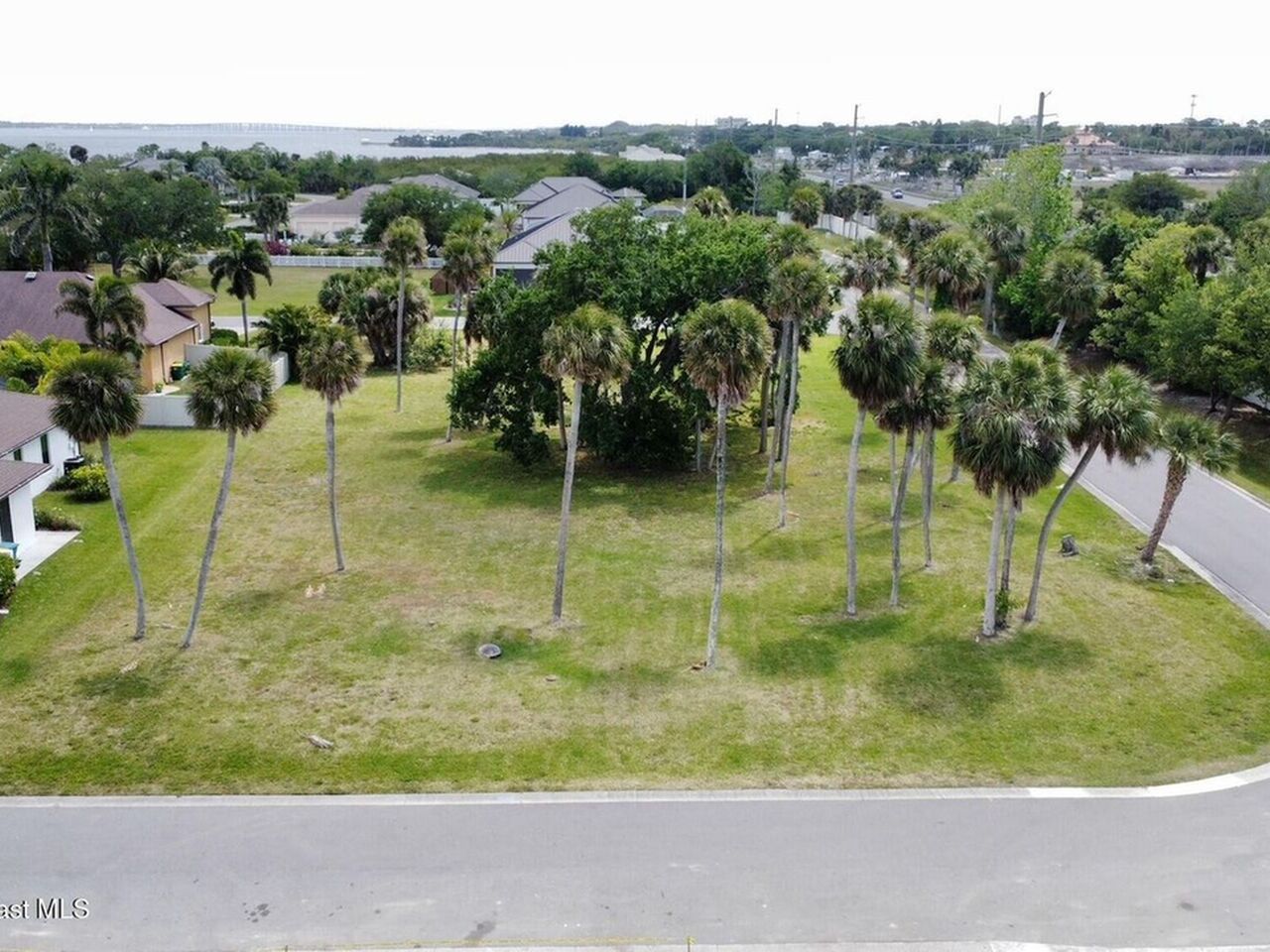 505 Topsail Drive