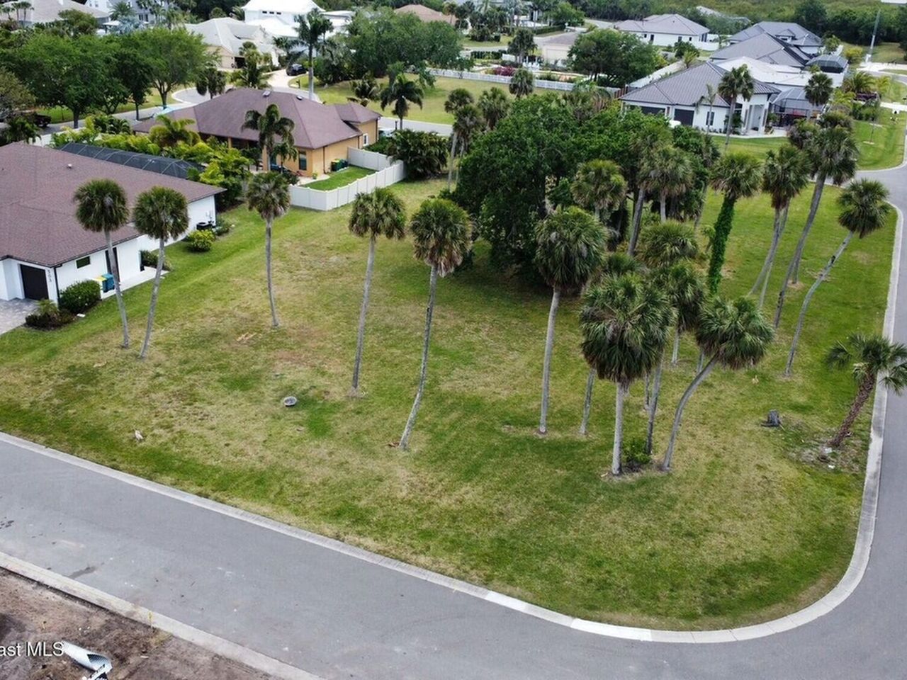 505 Topsail Drive