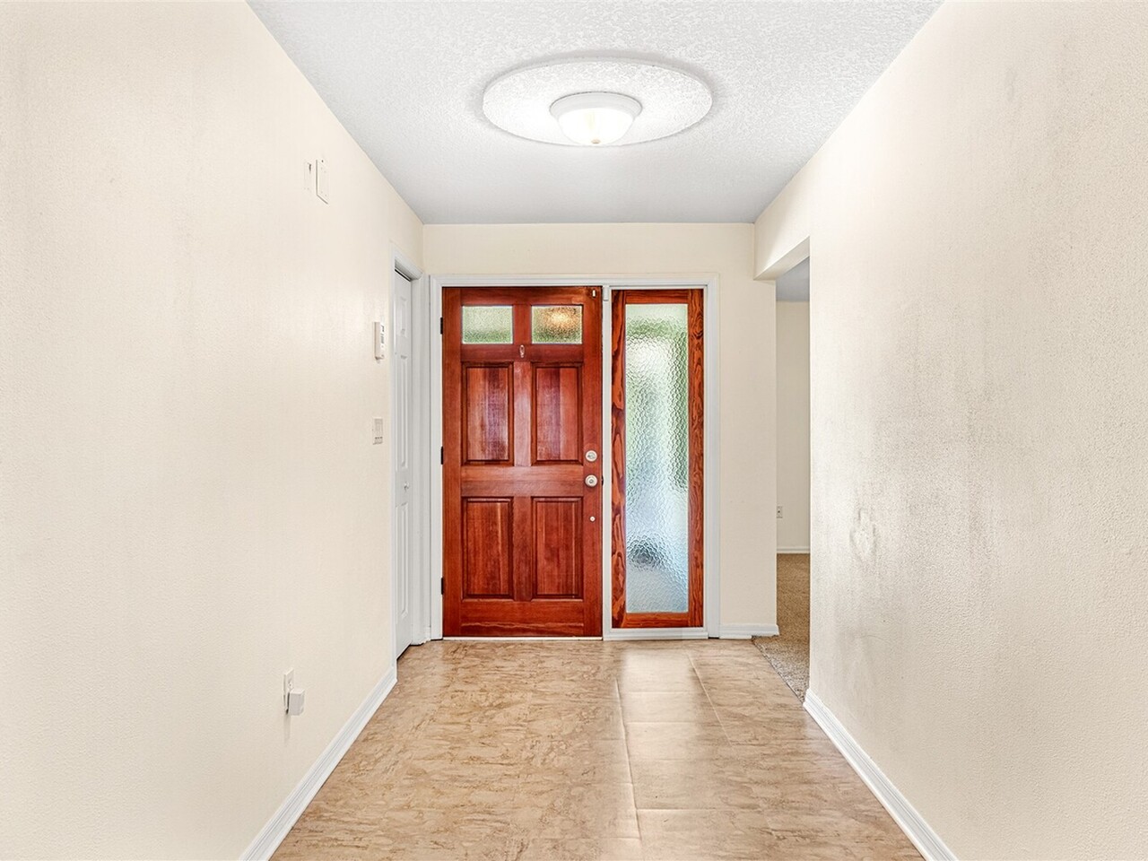 600 Fernwood Dr.