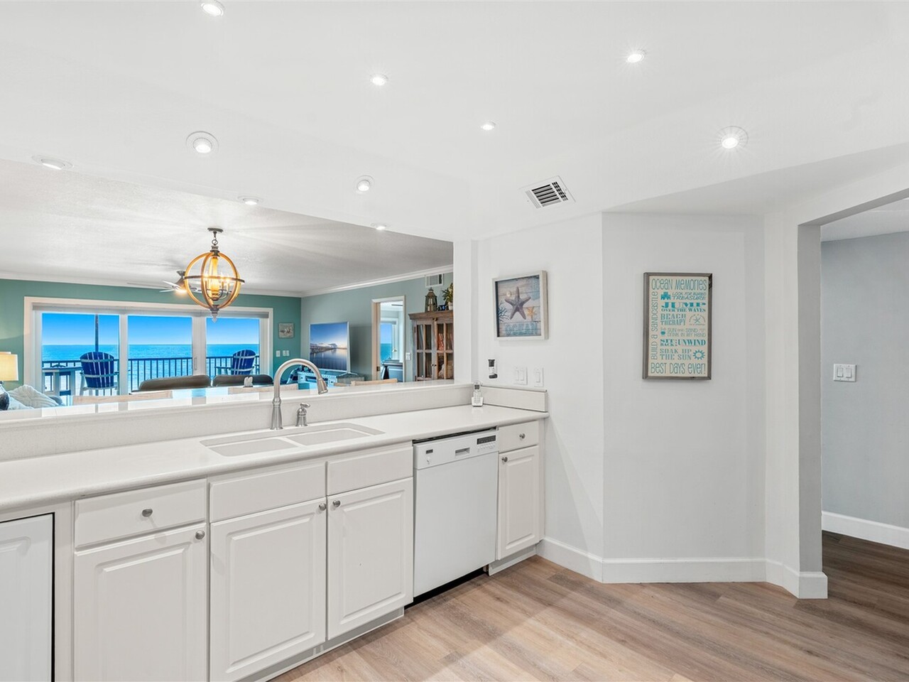 6305 S Highway A1A 162