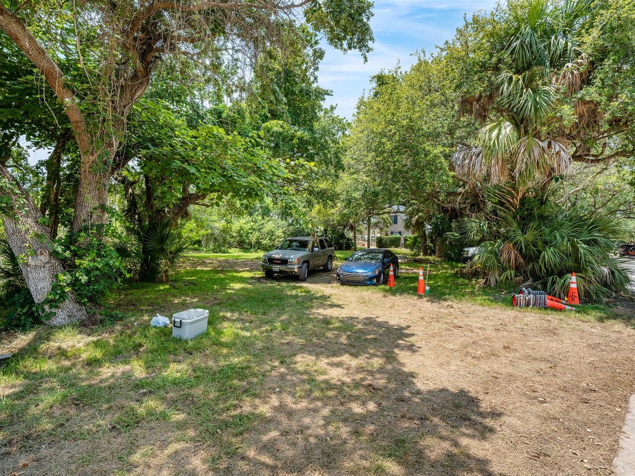 6326 Spinaker Dr
