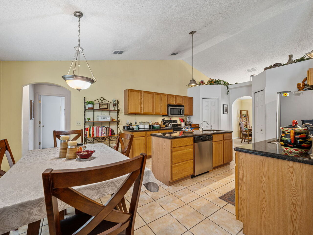 6519 Bamboo Avenue