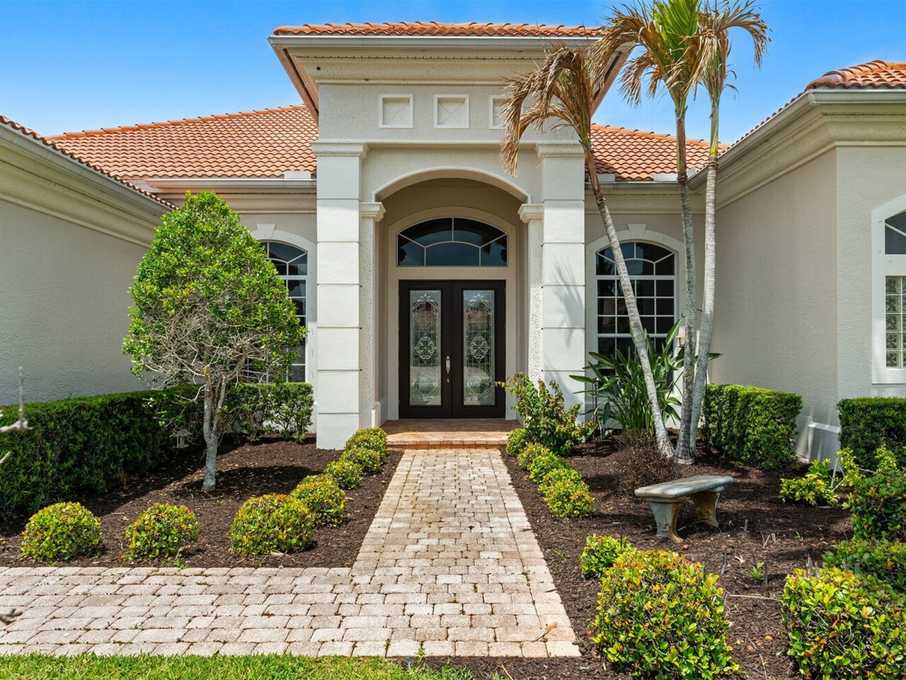 6776 Arroyo Drive