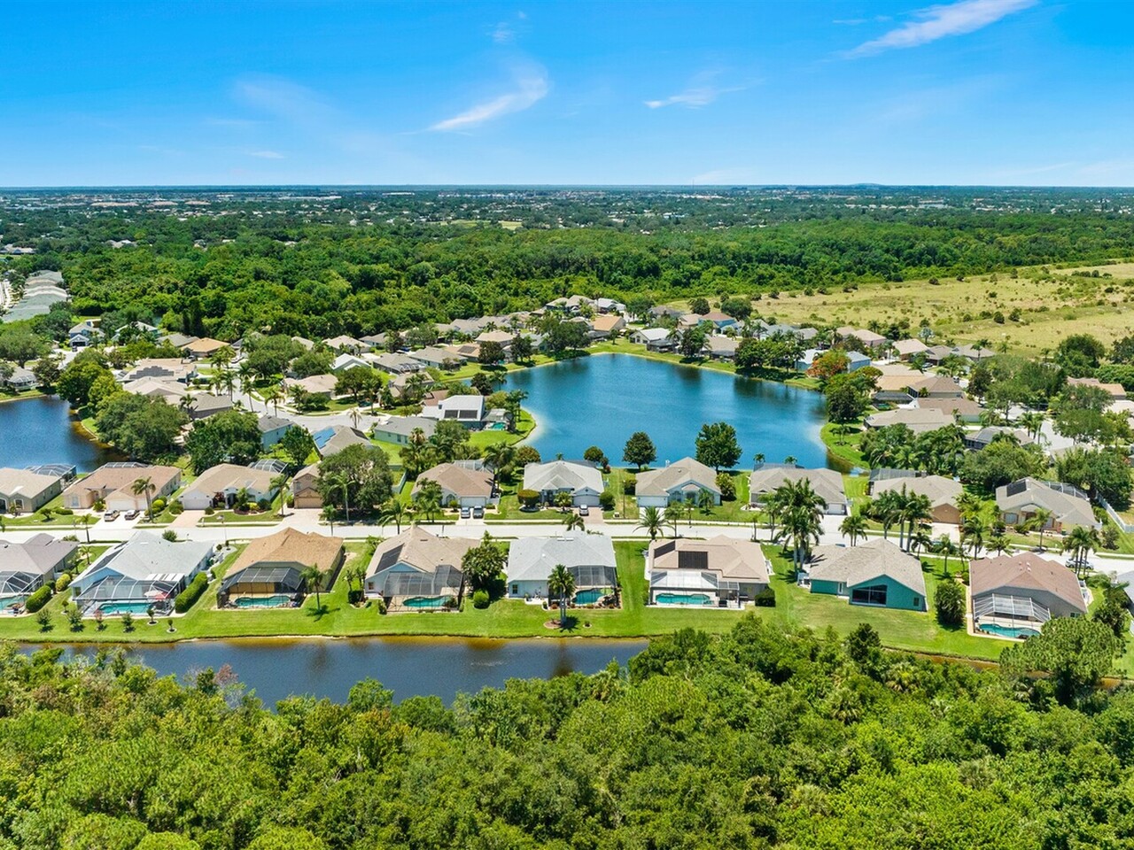 697 Carriage Hill Rd.