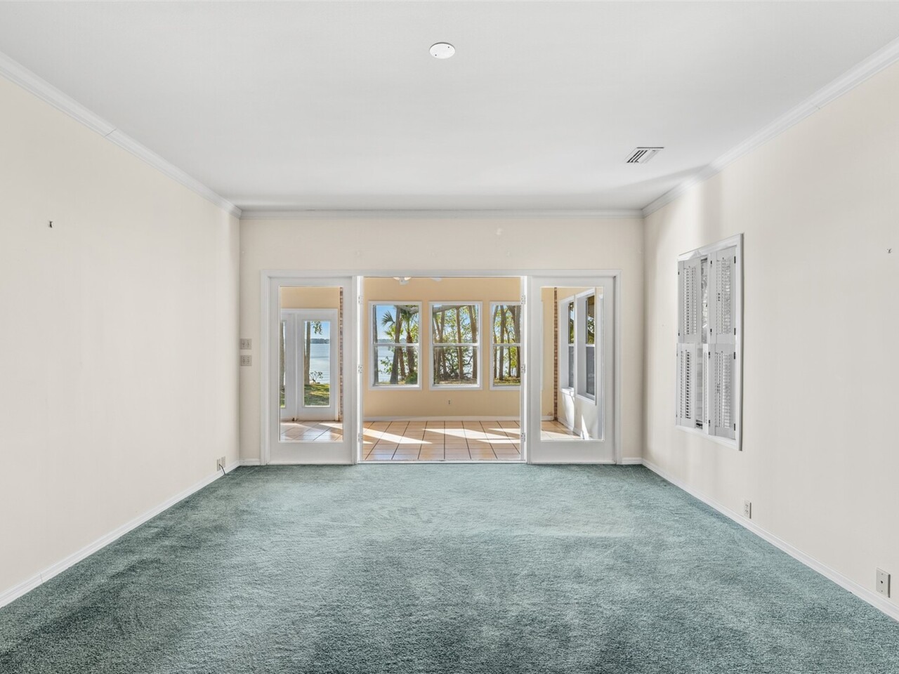 7005 S. Tropical Trail