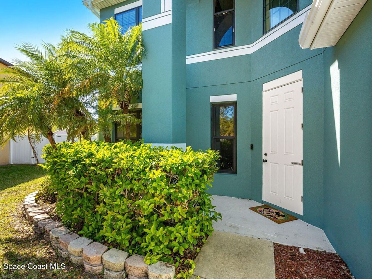 714 Dryden Circle