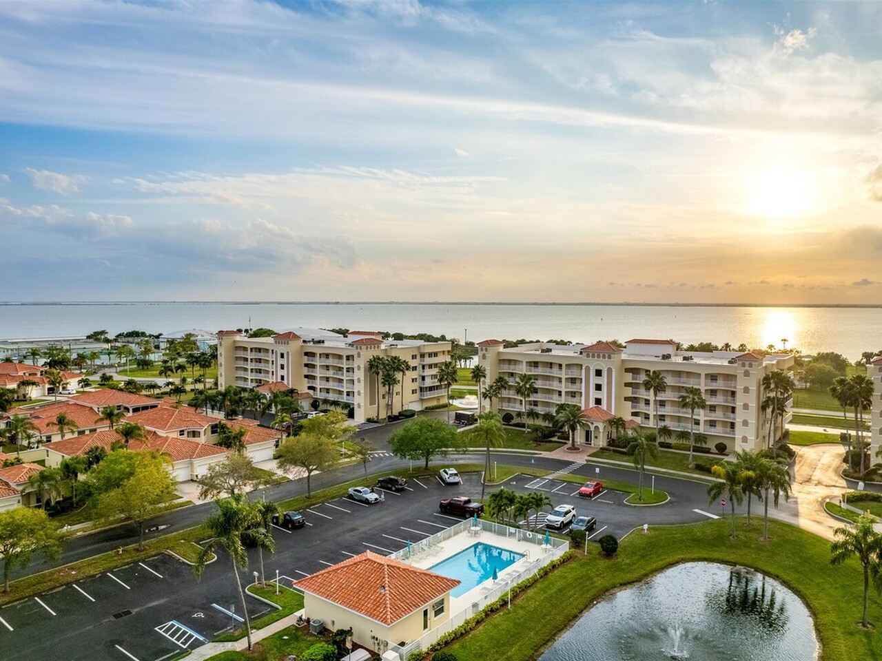 732 Bayside Dr. #502