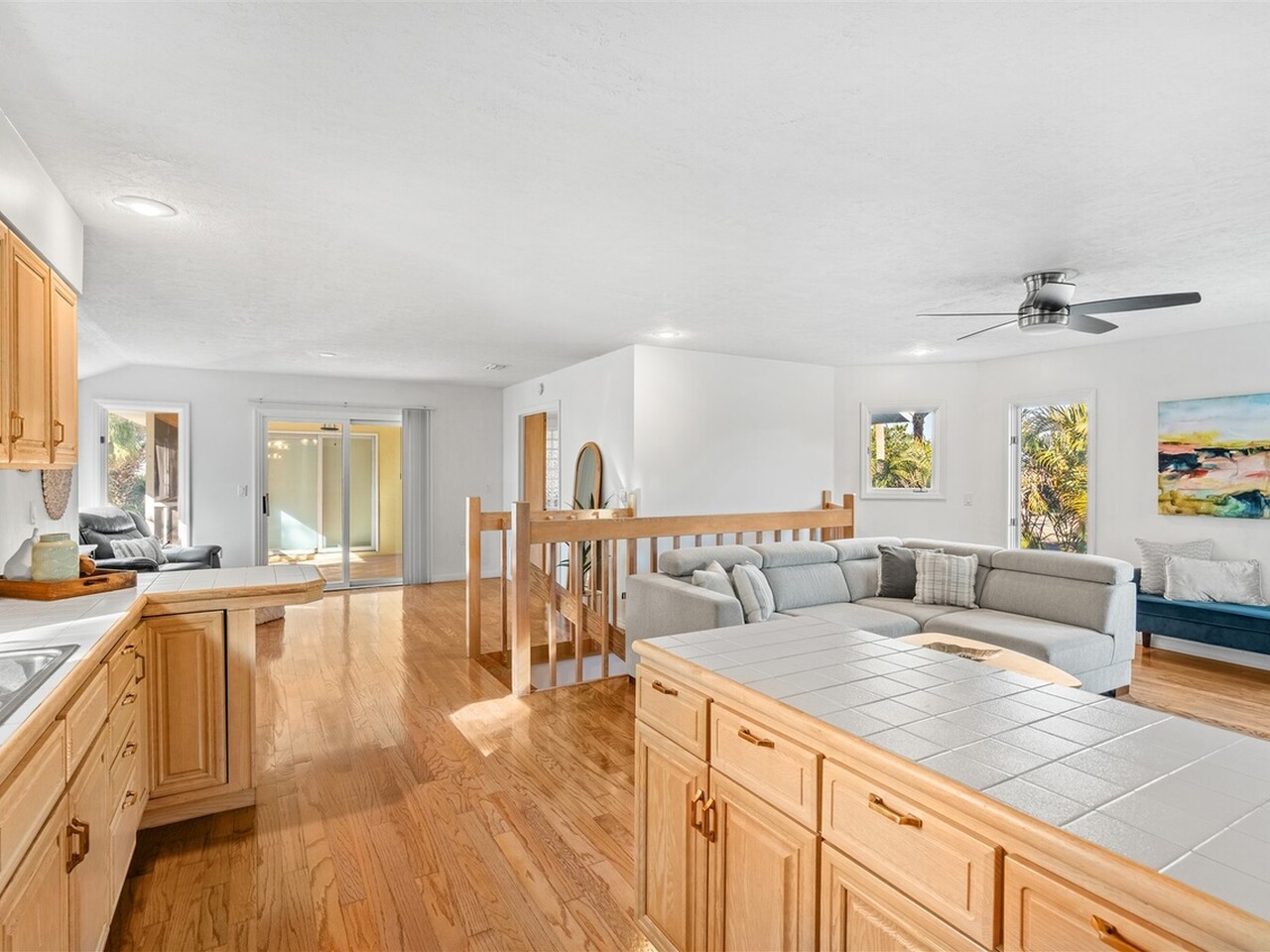 801 Grandview Dr.