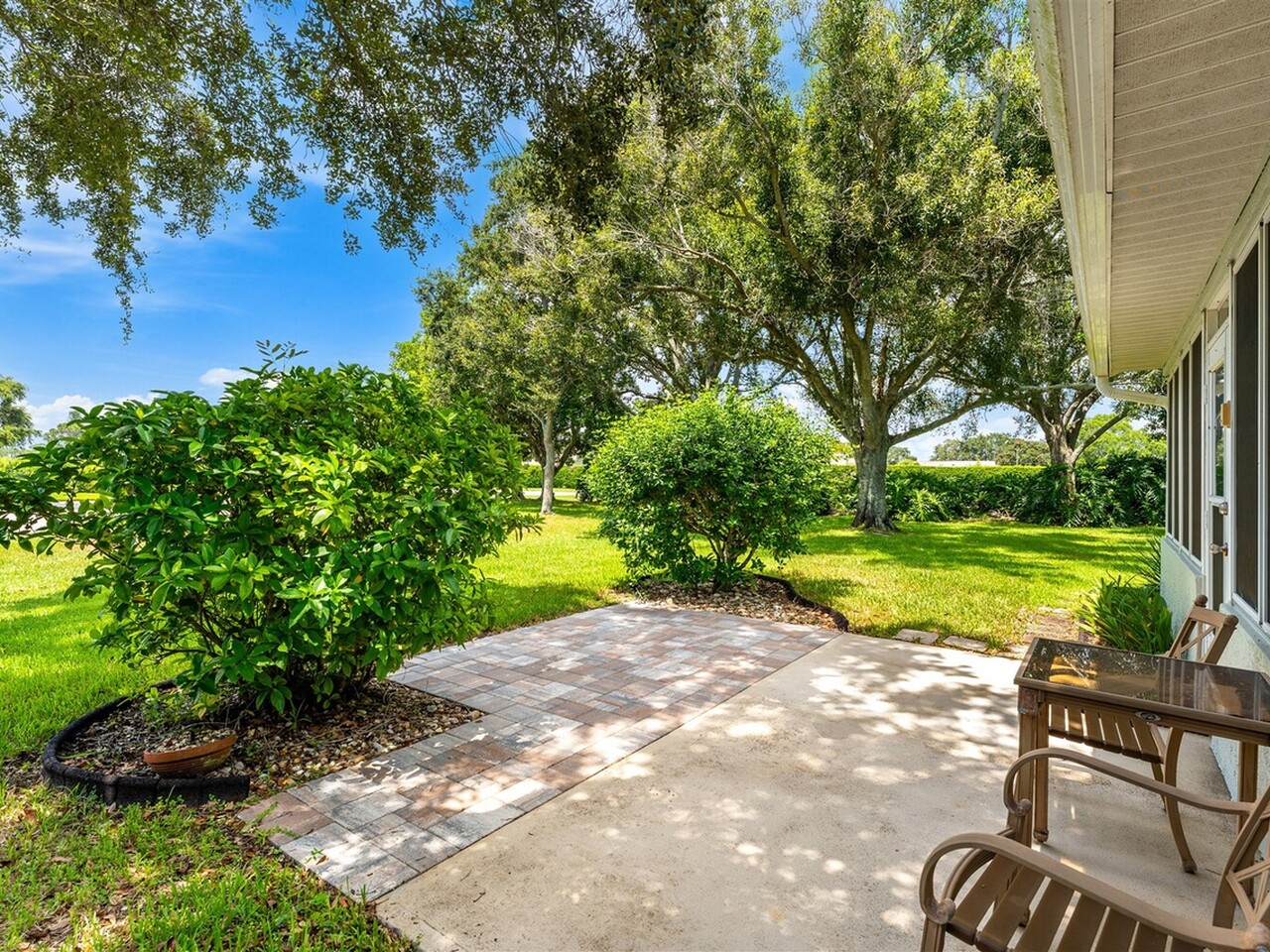 822 Oakwood Drive