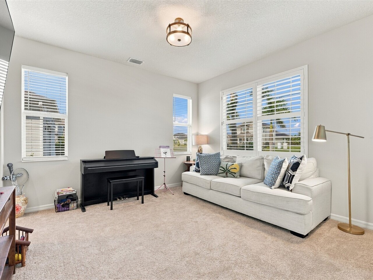 8248 Paragrass Avenue