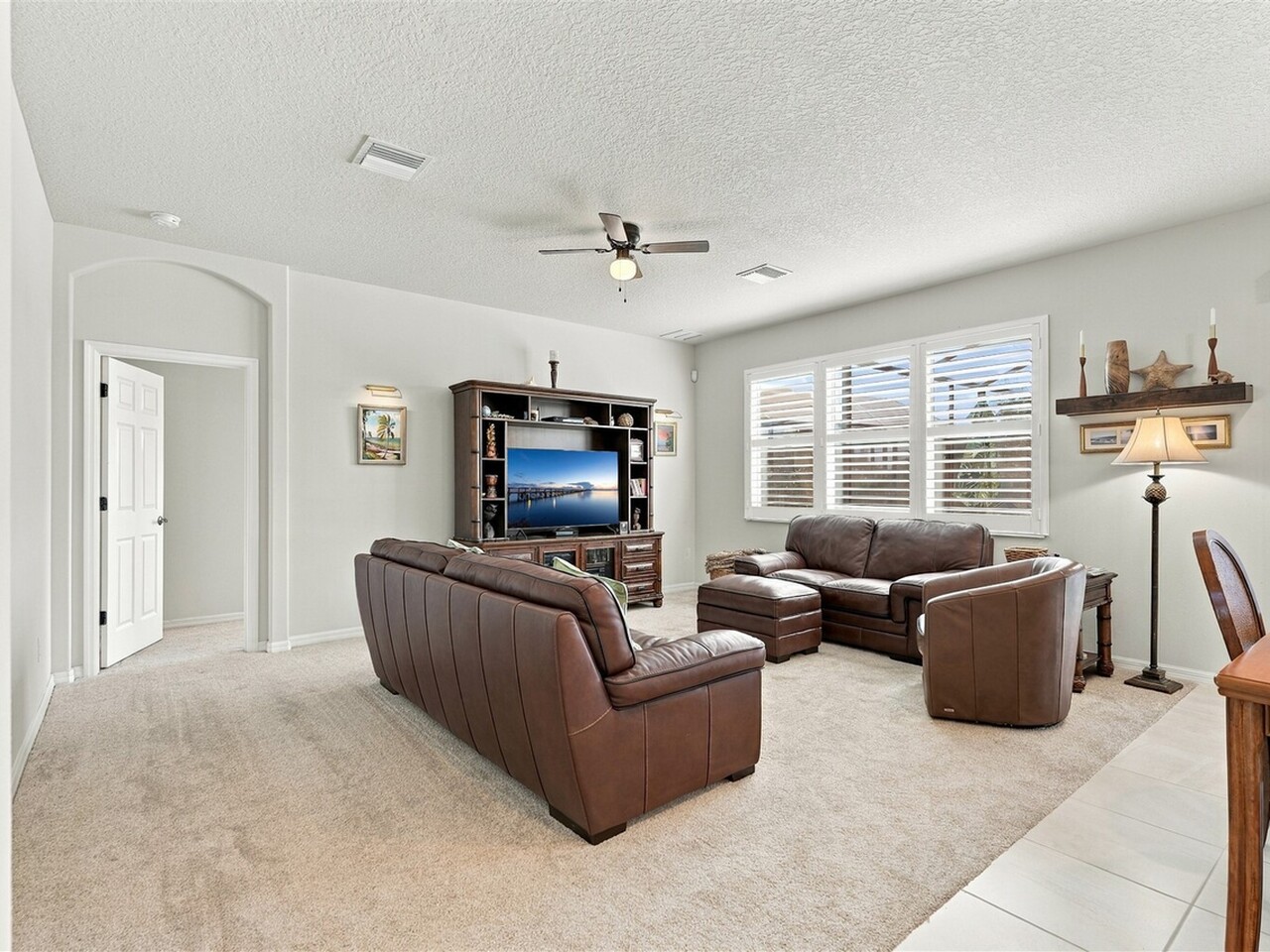 8248 Paragrass Avenue