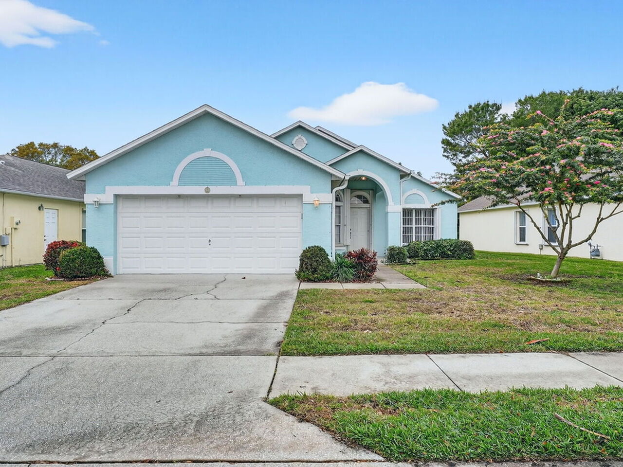 934 Pine Creek Circle NE