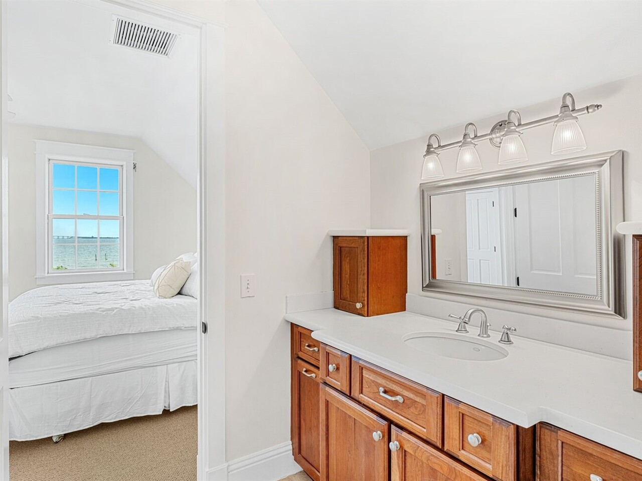 9490 S. Tropical Trail