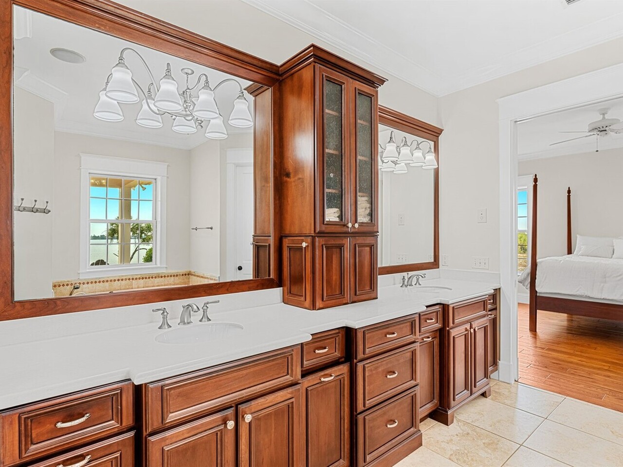 9490 S. Tropical Trail
