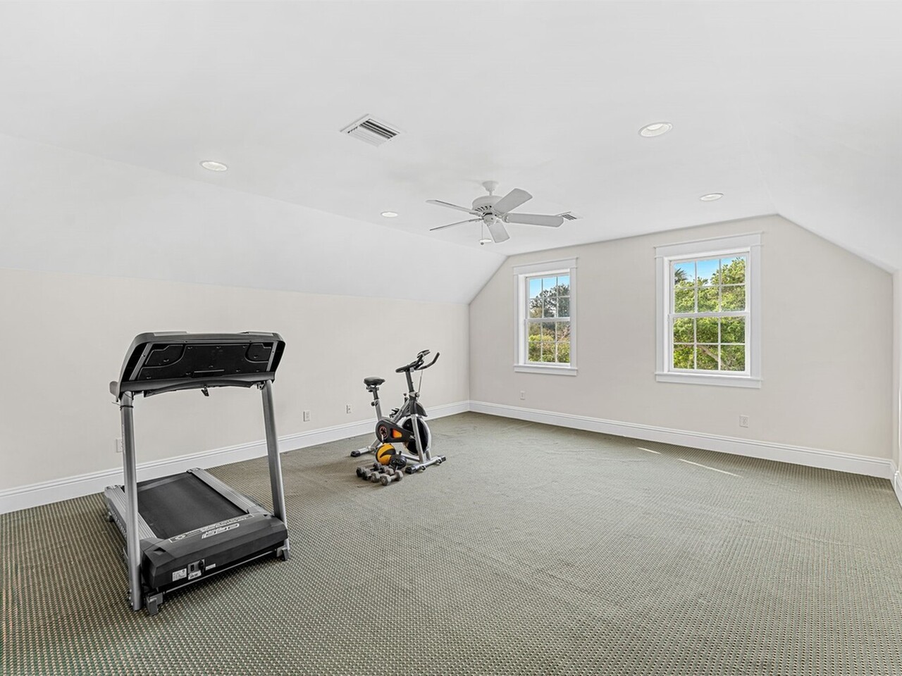 9490 S. Tropical Trail