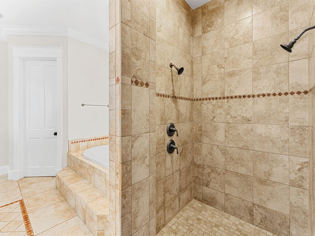 9490 S. Tropical Trail