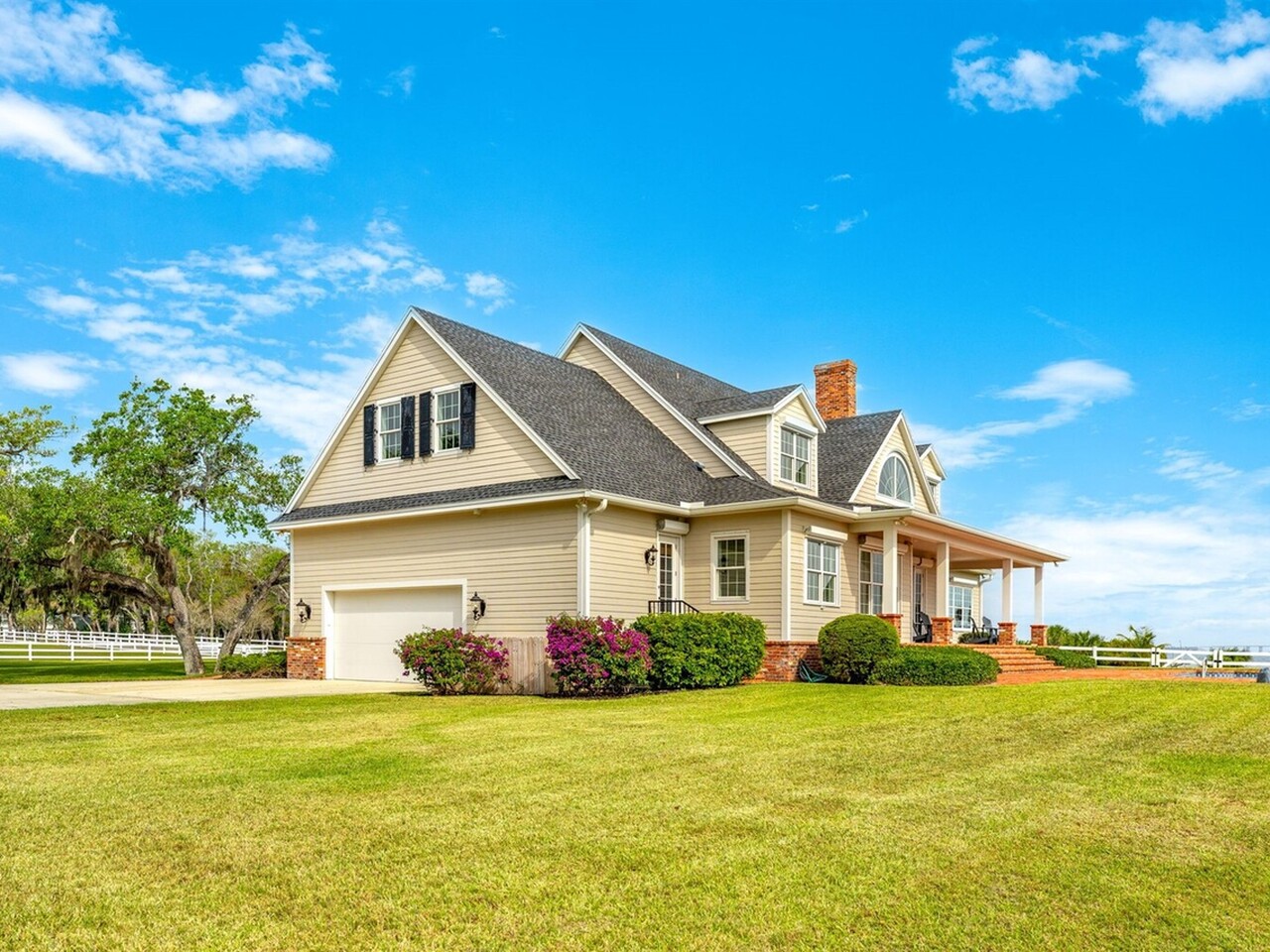 9490 S. Tropical Trail