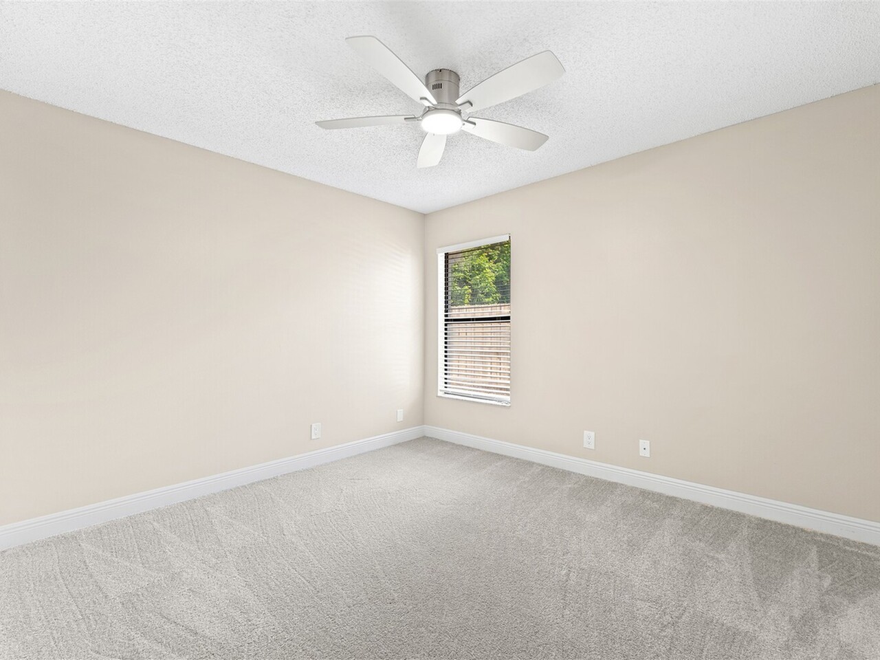 967 Pelican Lane