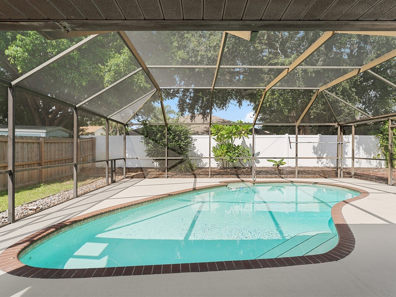 967 Pelican Lane