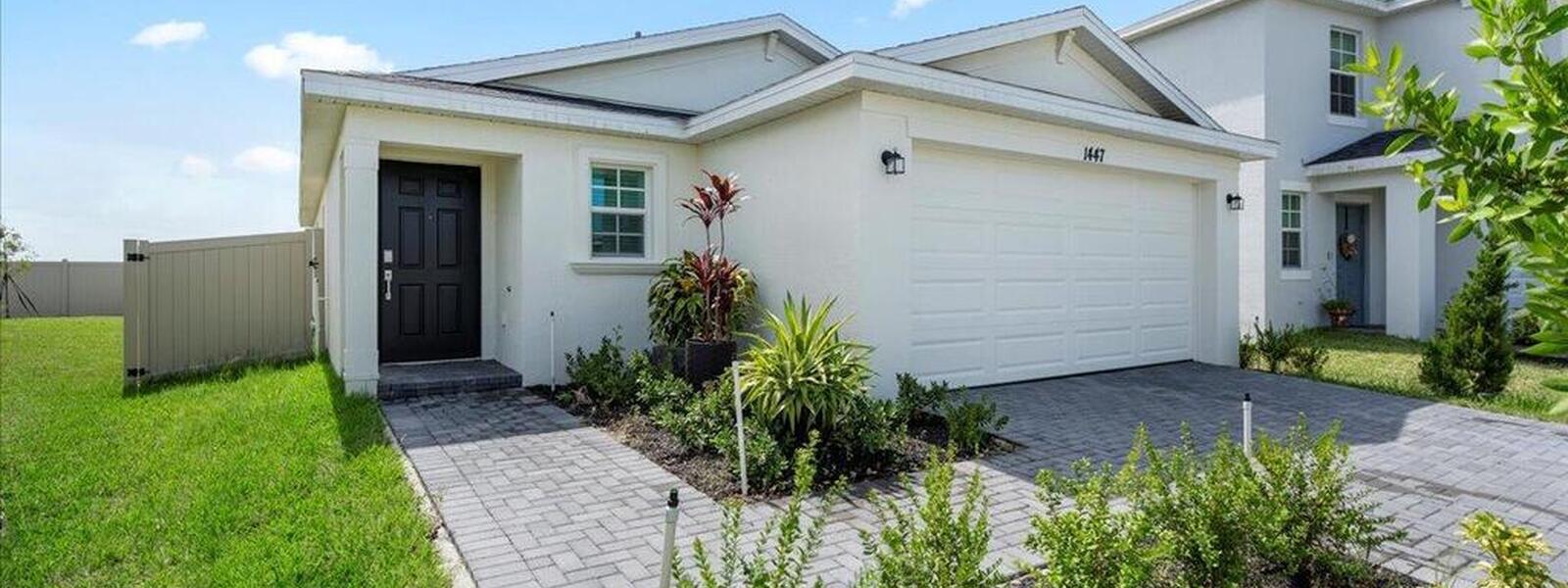 1447 Colebrook Circle