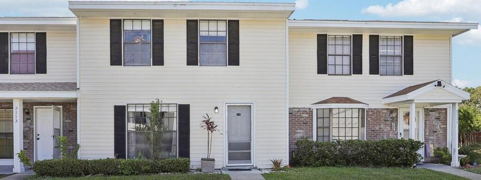 3112 Manor Drive