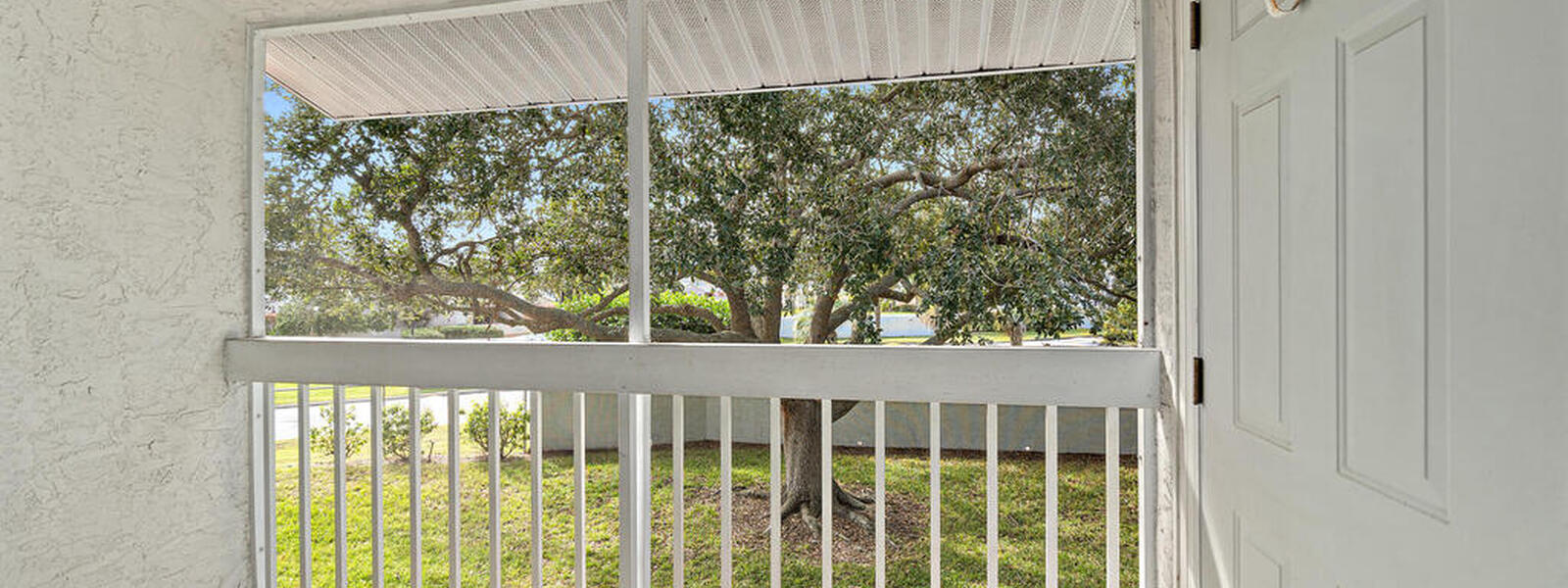 997 Sonesta Avenue Unit #206