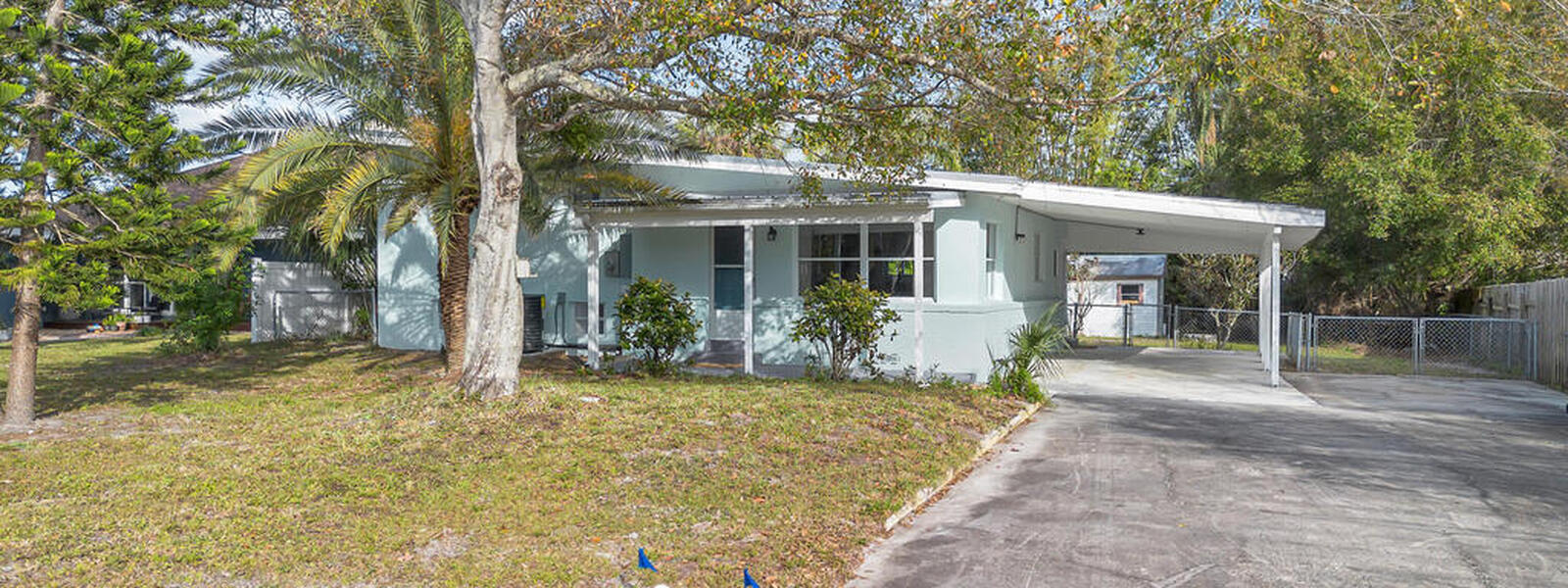 1181 Pineapple Avenue