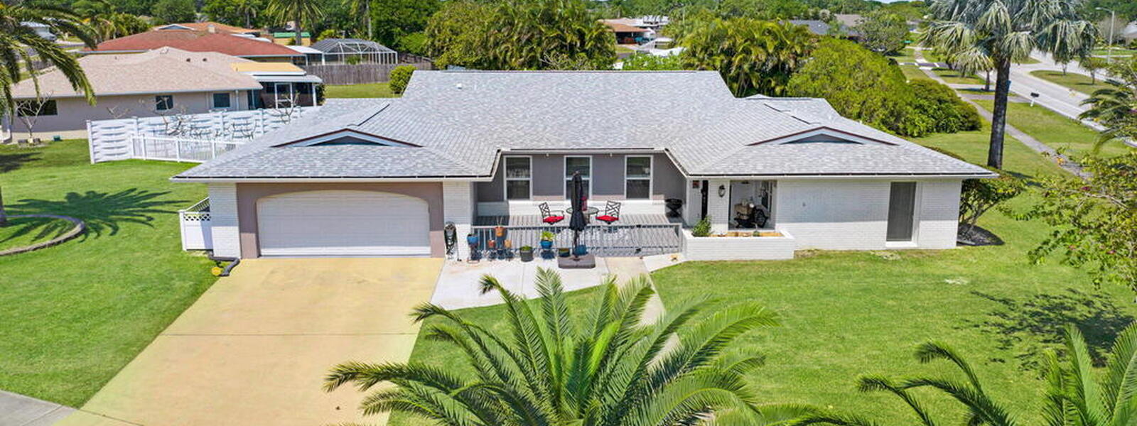 909 Waialae Circle