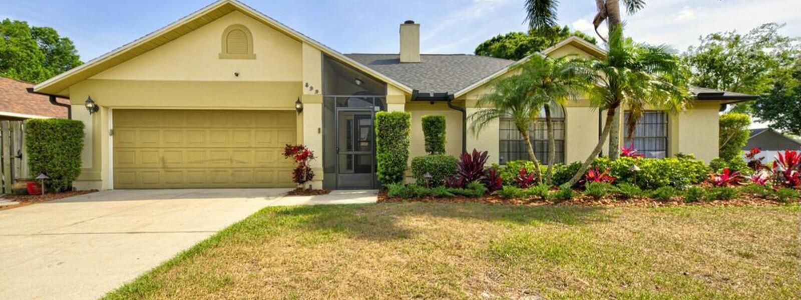 899 Wandering Pine Trail