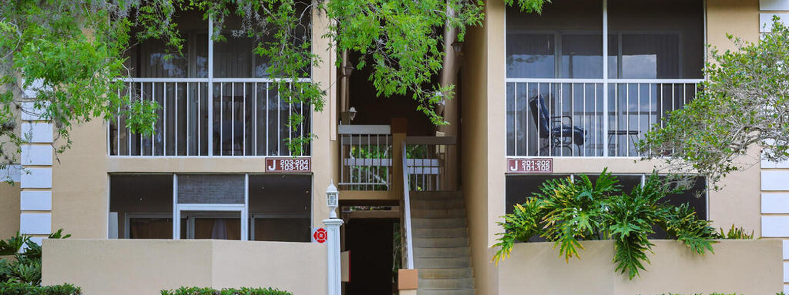 1680 Sunny Brook Lane Unit #J103