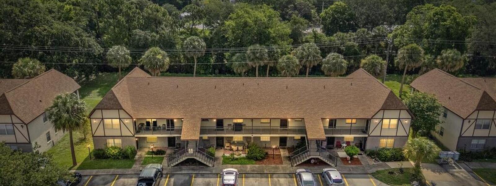 3093 Sir Hamilton Circle Unit #10