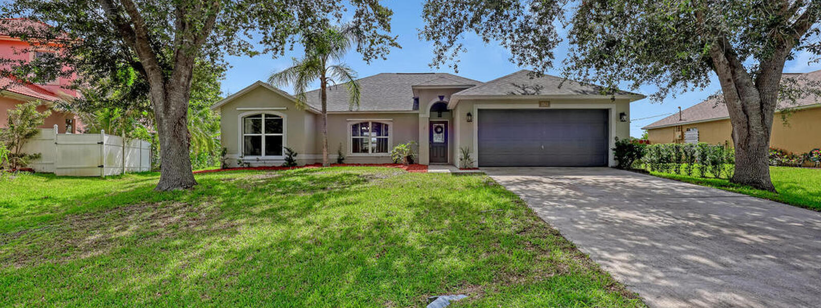 1563 Dozier Circle
