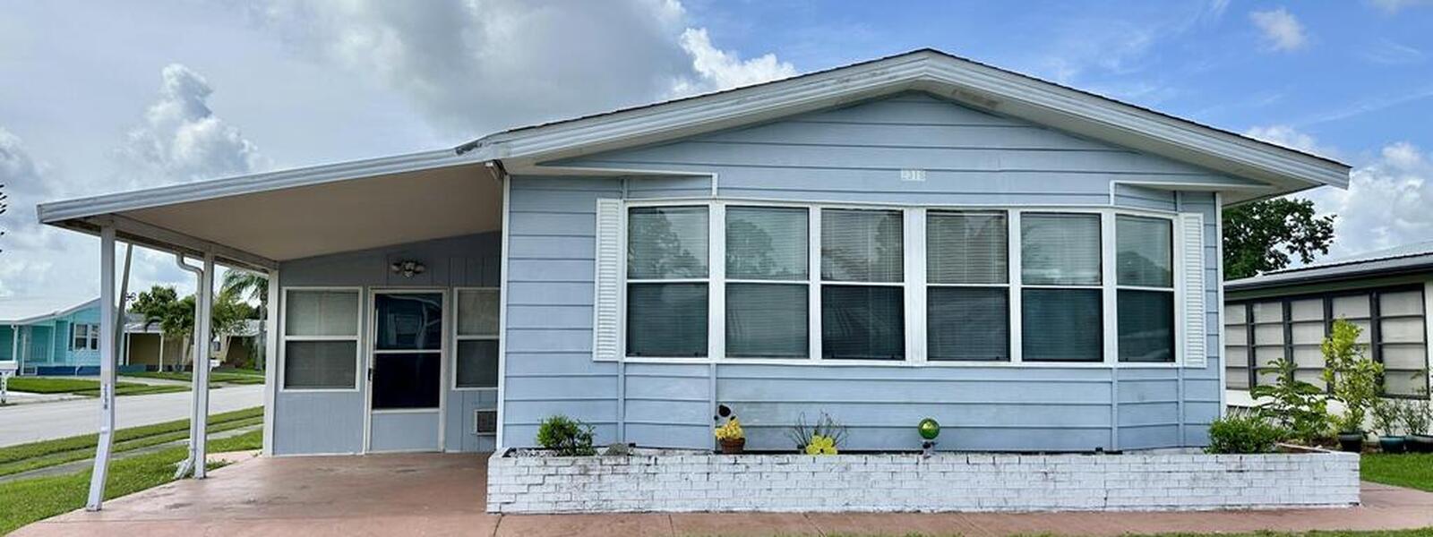 2318 Coconut Palm Drive