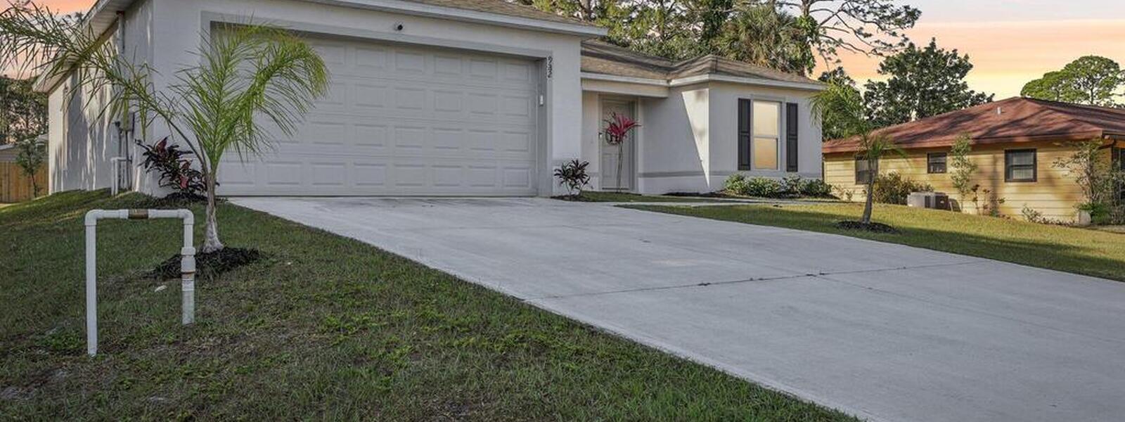 982 Pyracantha Street