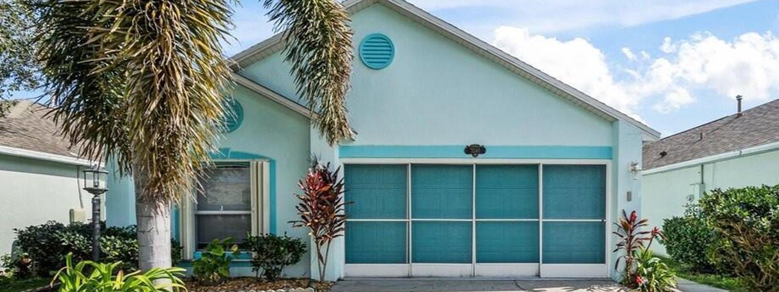 2240 Redwood Circle