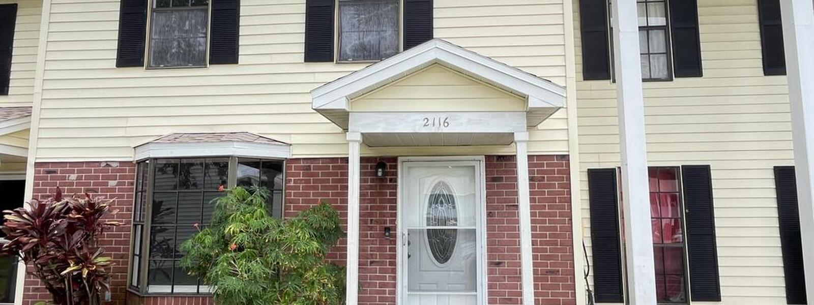 2116 Manor Drive