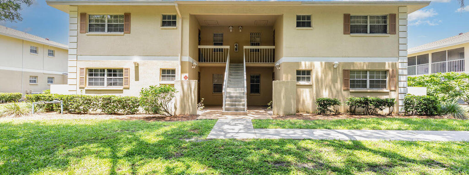 1690 Sunny Brook Lane Unit #H104
