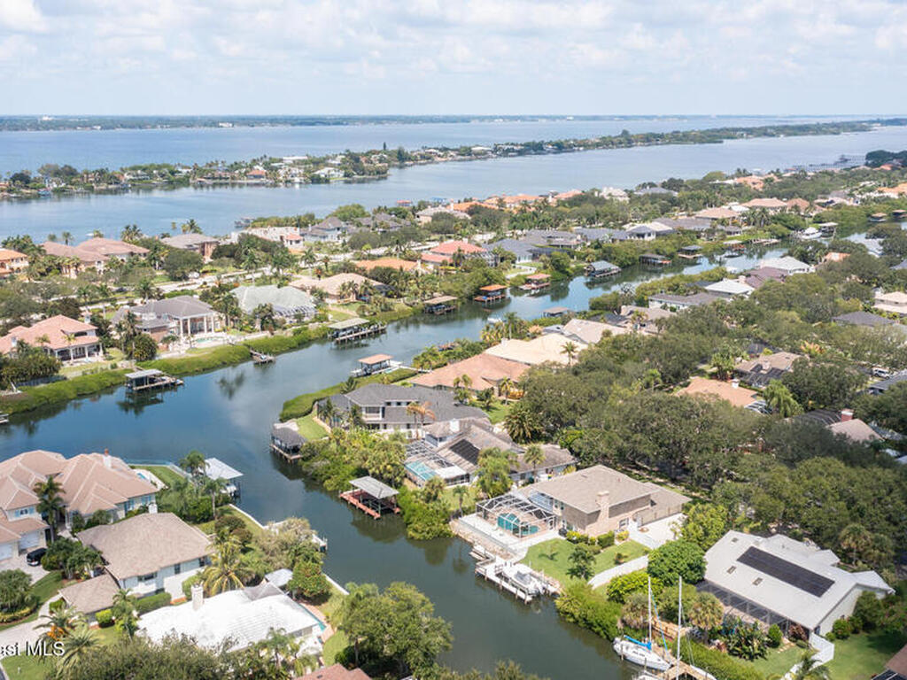 138 Windward Way