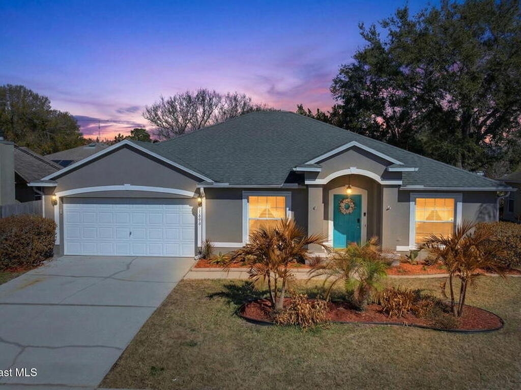 1040 Jacaranda Circle