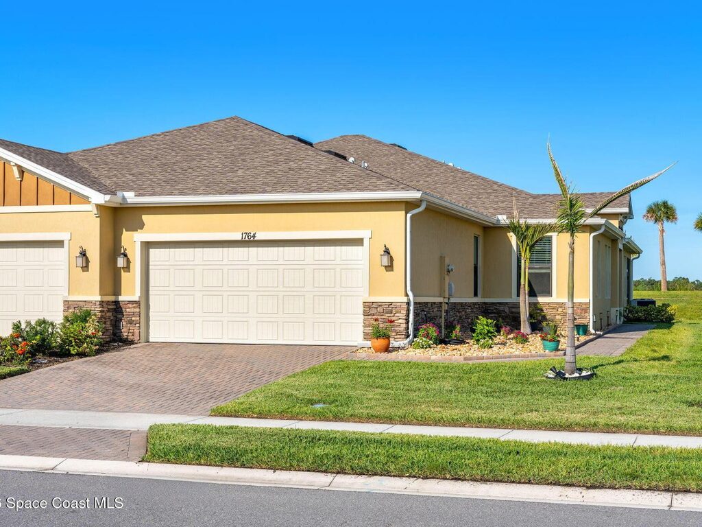 1764 Velky Lane