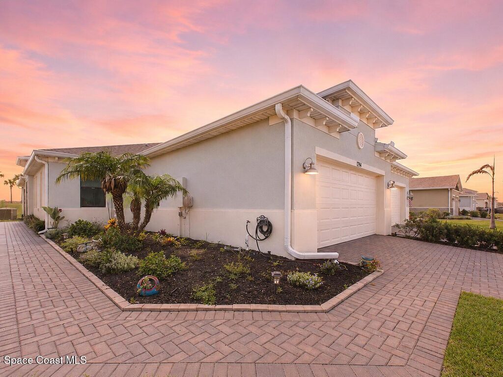1794 Velky Lane