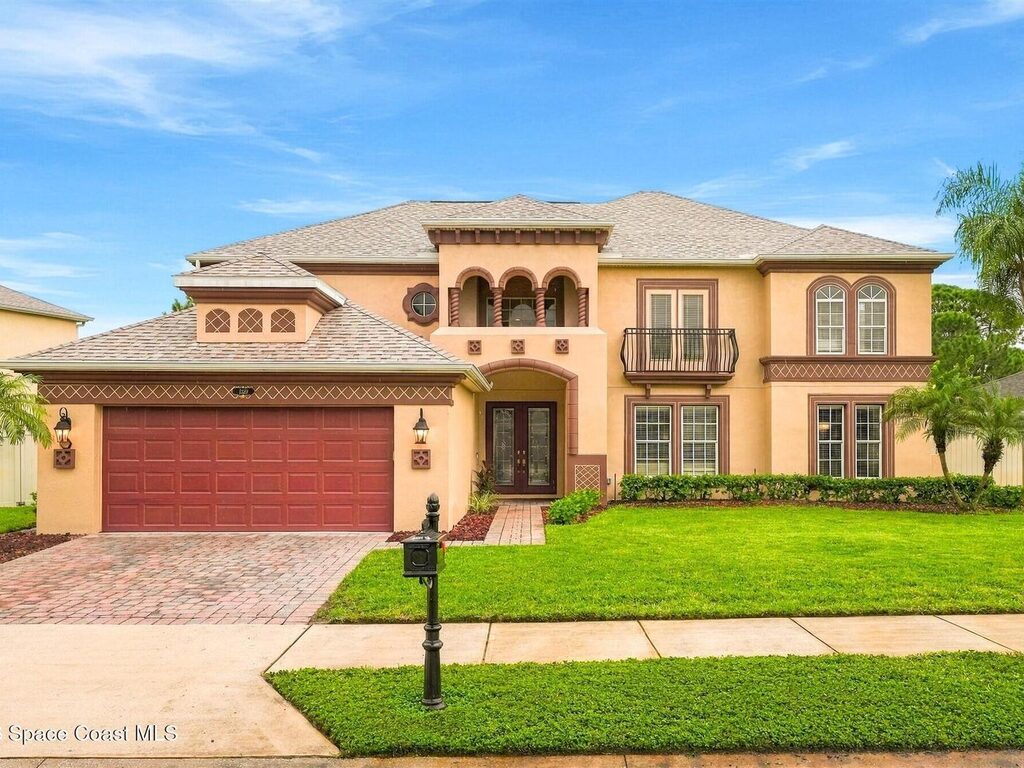 1329 Tipperary Drive